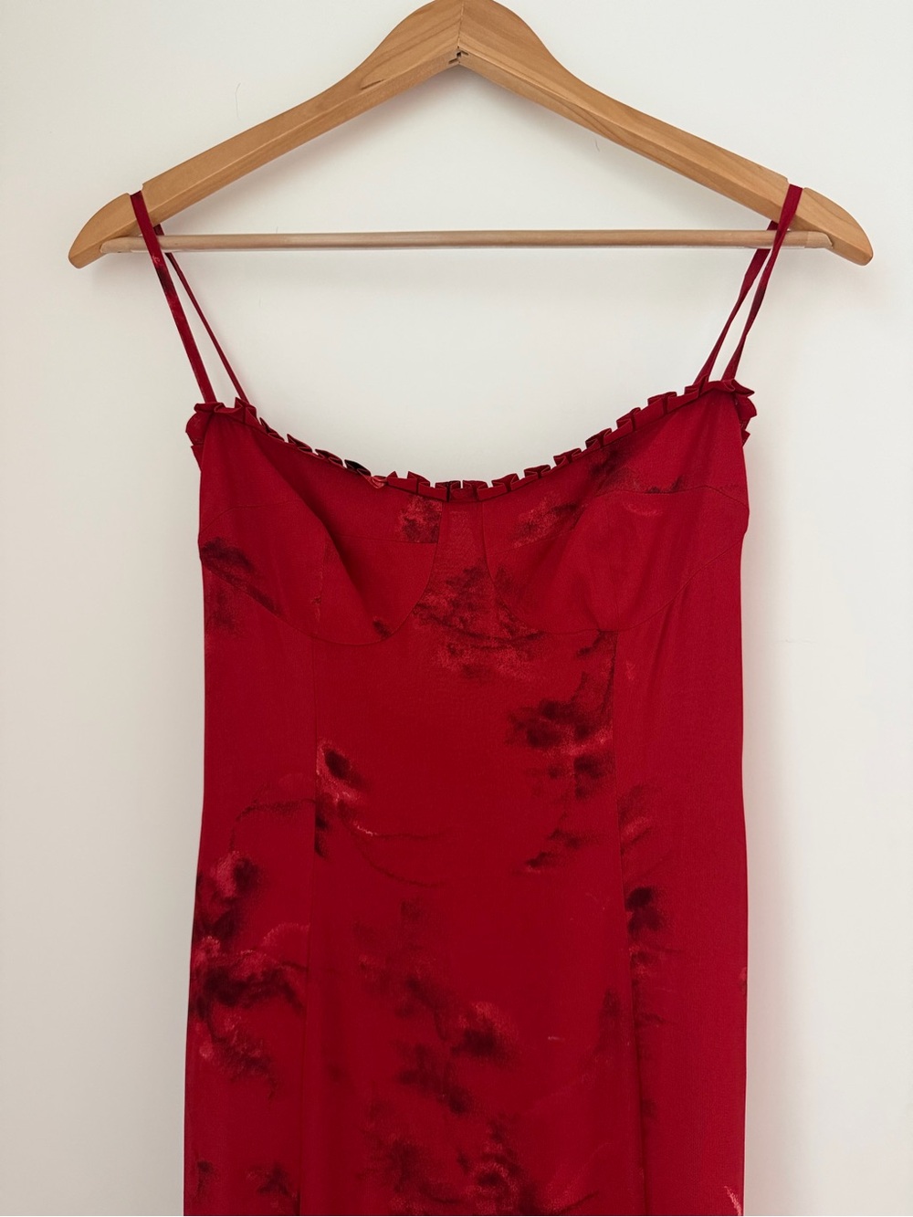 Reformation Aiko Dress in Vermillion - Picture 4 of 5